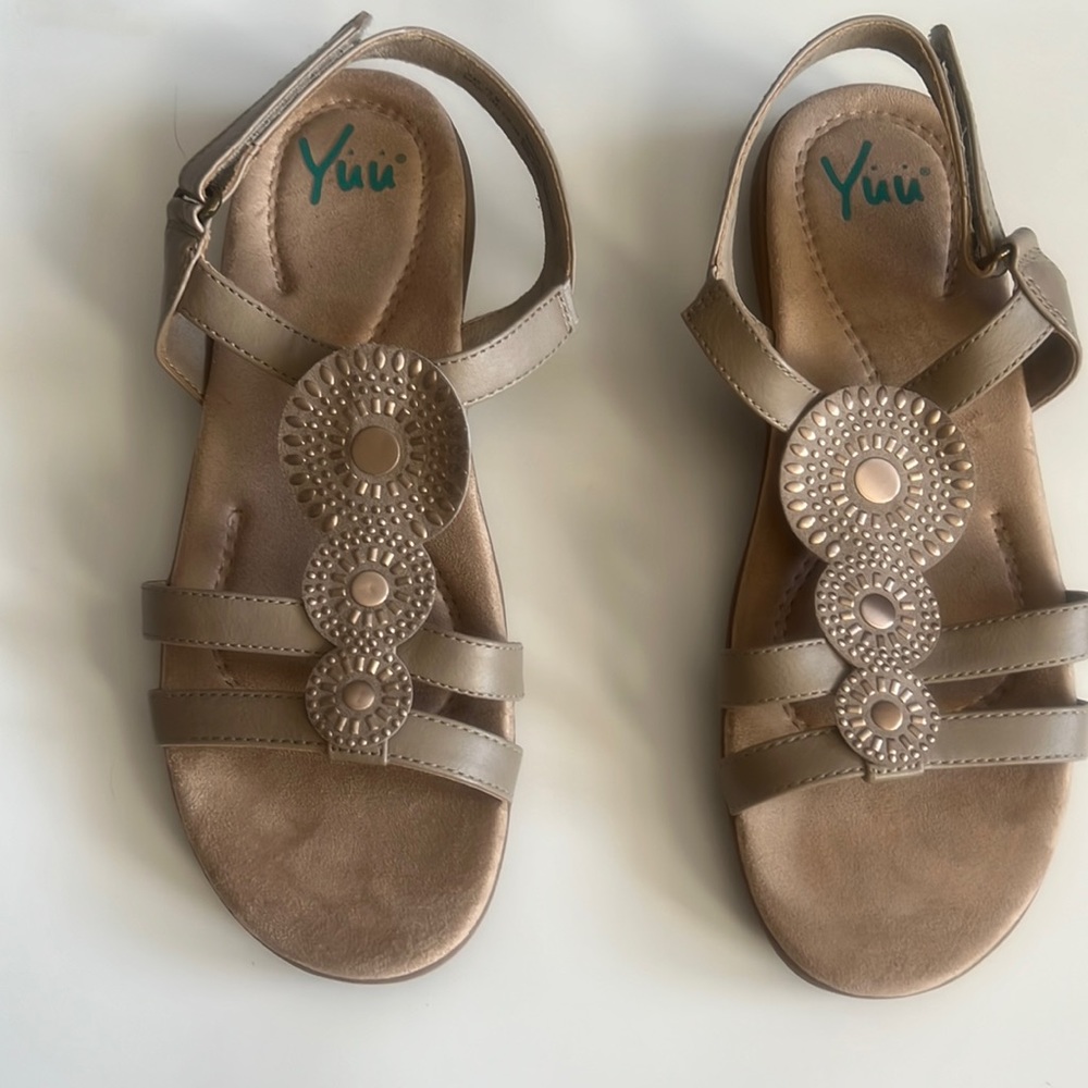 YUU sandals for comfort and style